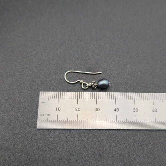 Silver Plated Small Genuine Pearl Dangle Earrings A6518 - Picture 4 of 5